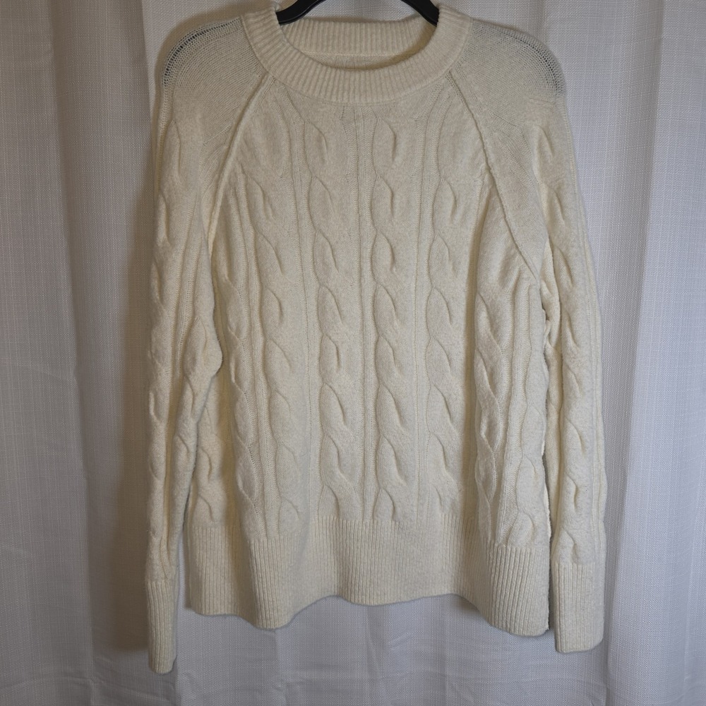 AERIE UNREAL Cable Knit Crew Neck Oversized Pullover Sweater Sz XXS. Off White